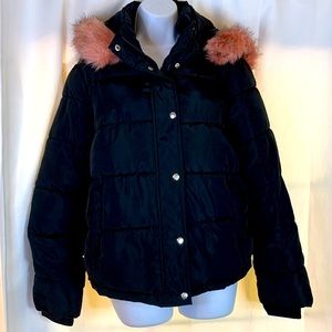 Forever 21 Puffer Pink Hooded Coat L